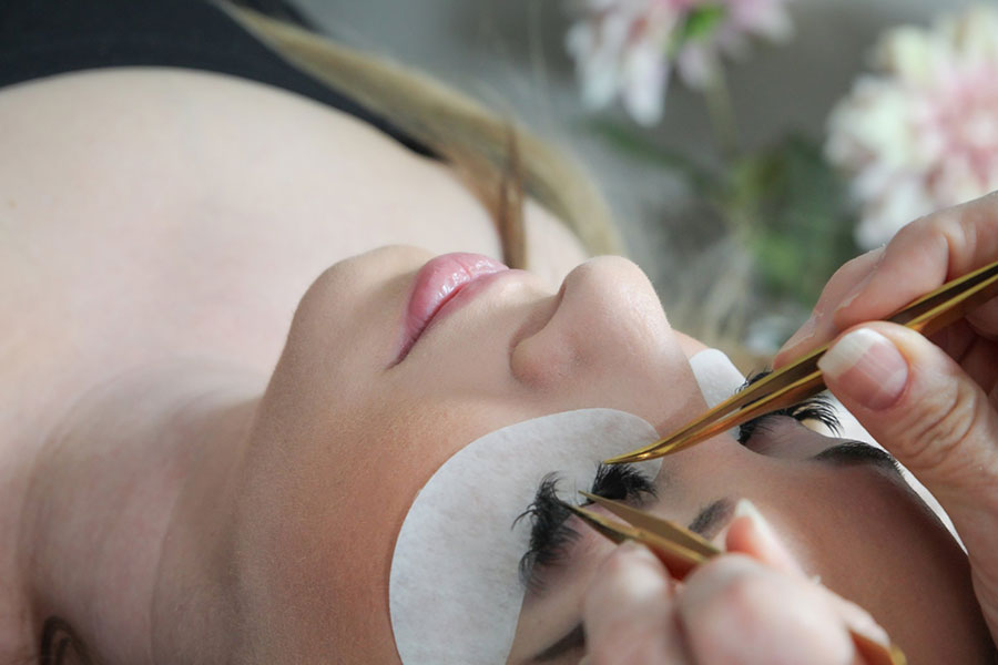 Local Lash Lounge